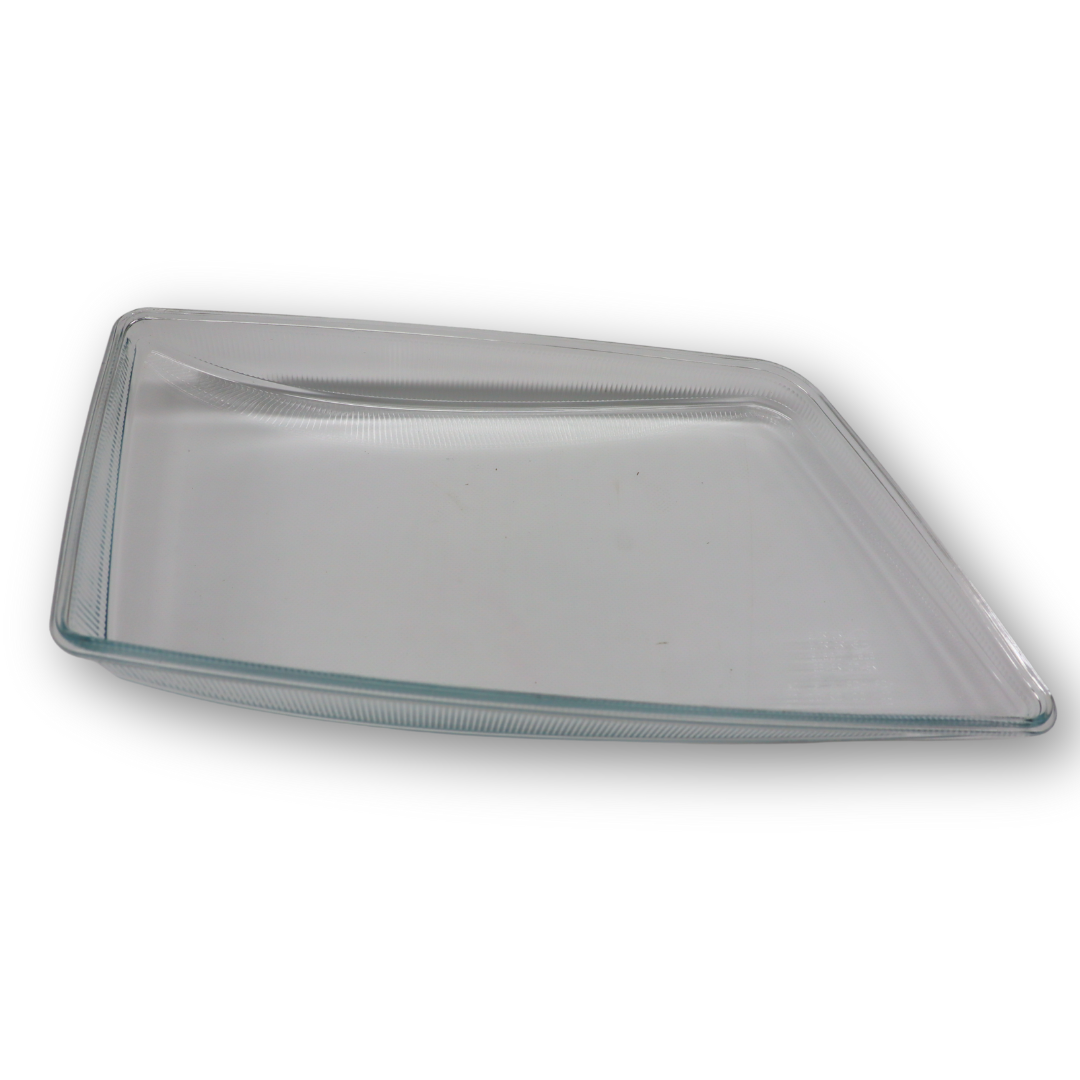 Стекло фары MAN TGX, TGS (2006- ...) левое (C.F.Berg) Стекло фары MAN TGX, TGS (2006- ...) левое (C.F.Berg)