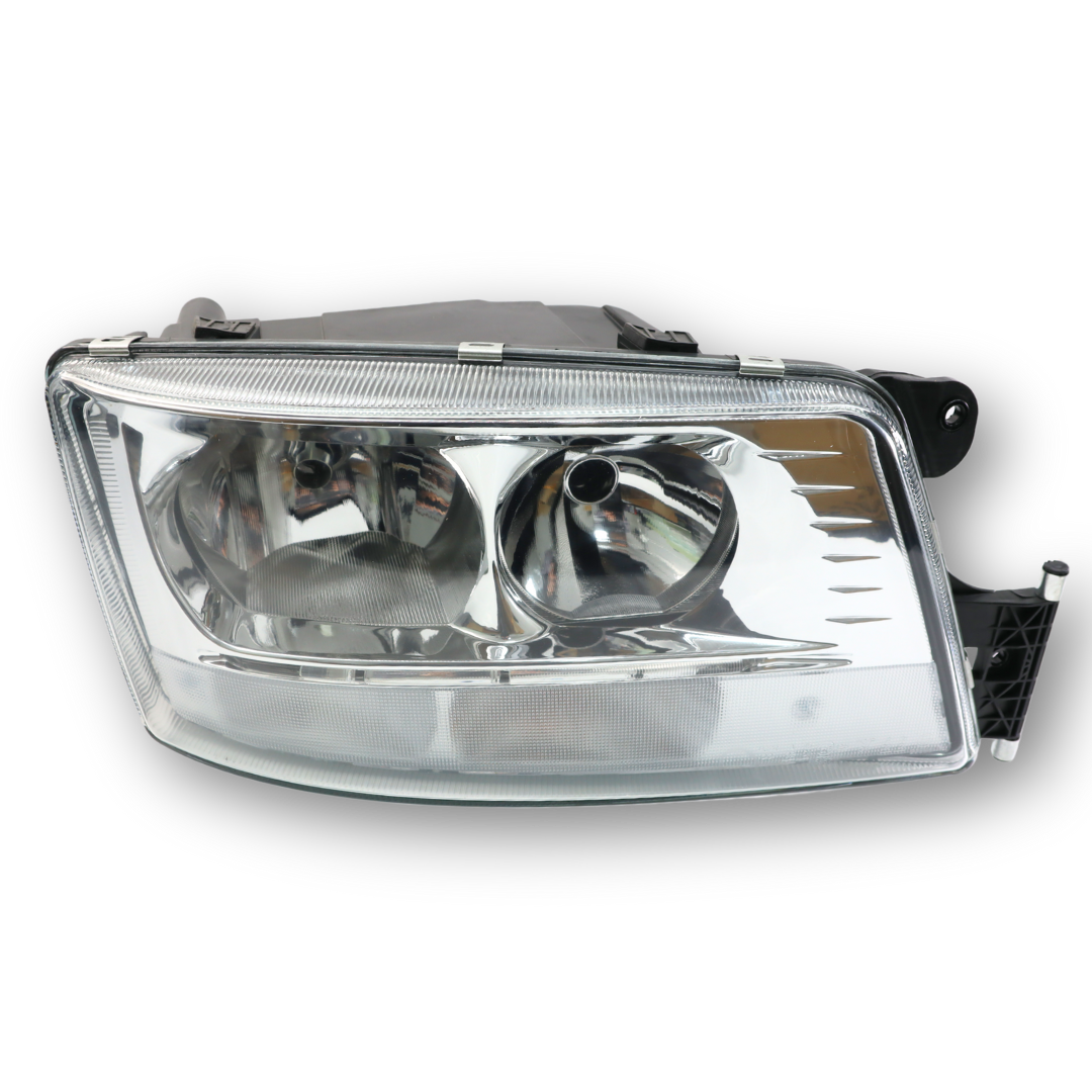 Фара MAN TGX, TGS (2006-...) электрорегулировка, левая (C.F.Berg) Фара MAN TGX, TGS (2006-...) электрорегулировка, левая (C.F.Berg)