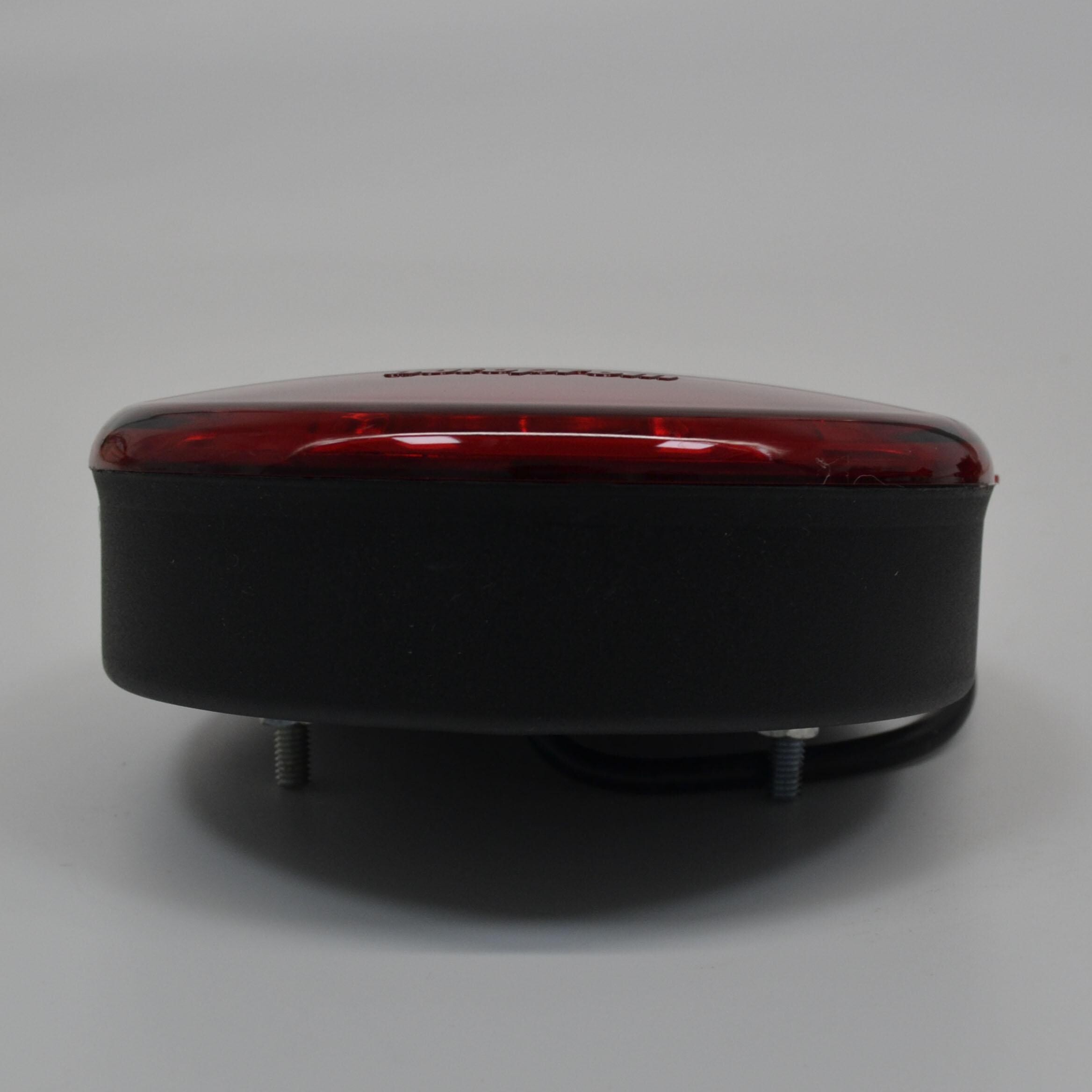 Фонарь задний неоновый круглый диодный 24 V(140*51*крепл,80мм М6) Фонарь задний неоновый круглый диодный 24 V(140*51*крепл,80мм М6)