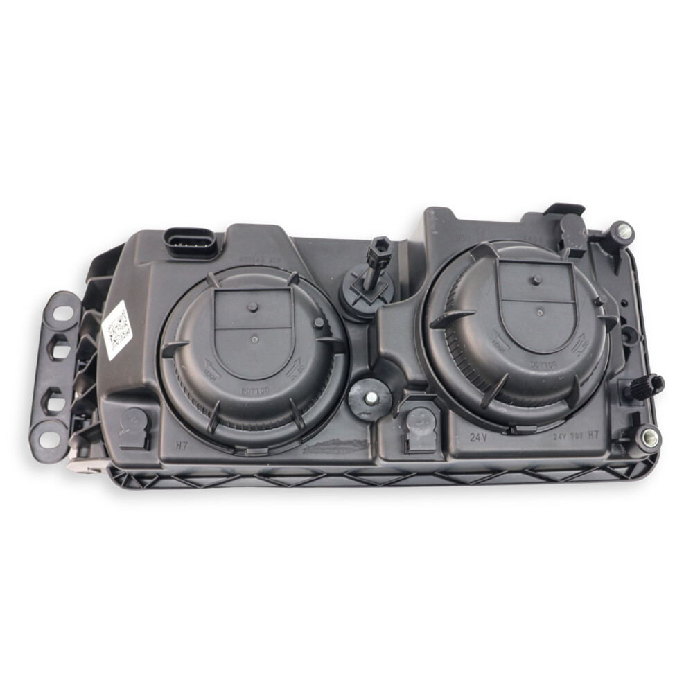 Фара IVECO EUROCARGO (2003...) правая (TANGDE) Фара IVECO EUROCARGO (2003...) правая (TANGDE)