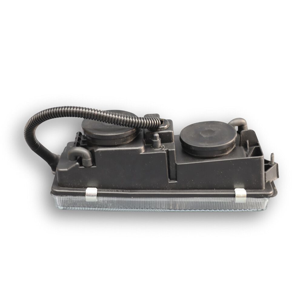 Фара противотуманная DAF XF 95, CF 85, 75, 65, LF 45, 55 (1997-2002) H1, H3, левая (CONVITEX) Фара противотуманная DAF XF 95, CF 85, 75, 65, LF 45, 55 (1997-2002) H1, H3, левая (CONVITEX)