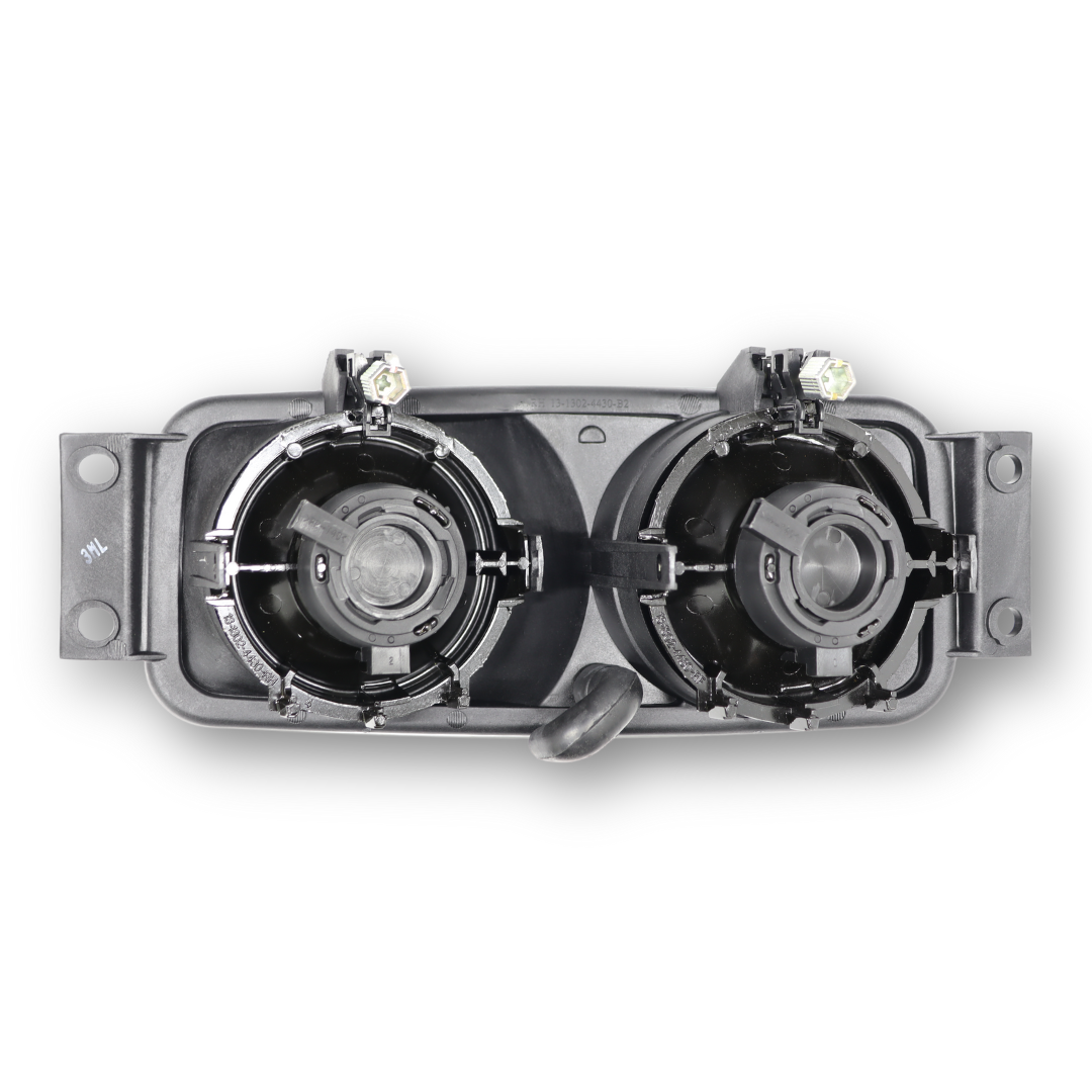 Фара противотуманная SCANIA 114, 124, R, P, G (1996-2008) H1, правая (TANGDE) Фара противотуманная SCANIA 114, 124, R, P, G (1996-2008) H1, правая (TANGDE)