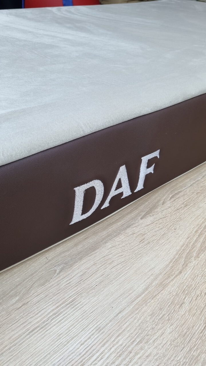Матрац DAF 95/105; Велюр; коричневий