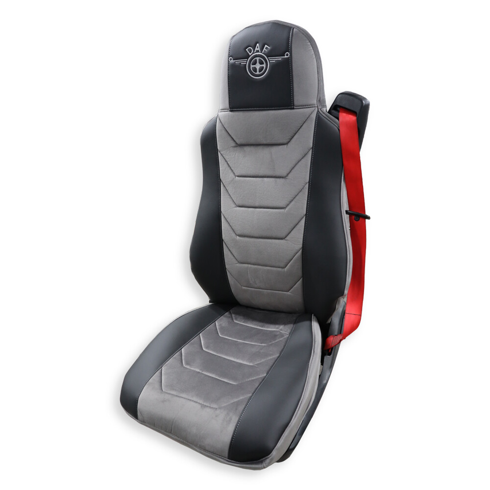 Чохол на сидіння Chess DAF XF95 105 CF85 75 65 LF (2002-2012) шкіра чорна - велюр сірий Чохол на сидіння Chess DAF XF95 105 CF85 75 65 LF (2002-2012) шкіра чорна - велюр сірий