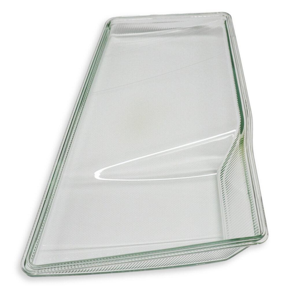 Скло фари VOLVO FH, FH12, FH16, FM (2002-2008) з ущільнювачем, праве (TBM) Скло фари VOLVO FH, FH12, FH16, FM (2002-2008) з ущільнювачем, праве (TBM)