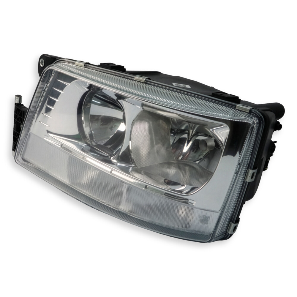 Фара MAN TGX, TGS (2006-...) ручная регулировка, левая (TANGDE) Фара MAN TGX, TGS (2006-...) ручная регулировка, левая (TANGDE)