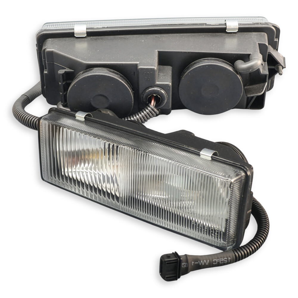 Фара протитуманна DAF XF 95, CF 85, 75, 65, LF 45, 55 (1997-2002) H1, H3, ліва (CONVITEX) Фара протитуманна DAF XF 95, CF 85, 75, 65, LF 45, 55 (1997-2002) H1, H3, ліва (CONVITEX)