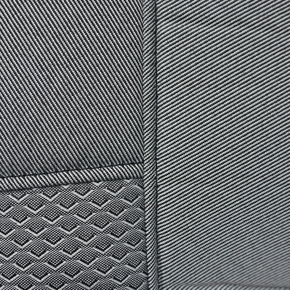 Чохол на сидіння DAF XF105 106 XG CF85 LF (2013-2024) (широка спинка), сірий Чохол на сидіння DAF XF105 106 XG CF85 LF (2013-2024) (широка спинка), сірий