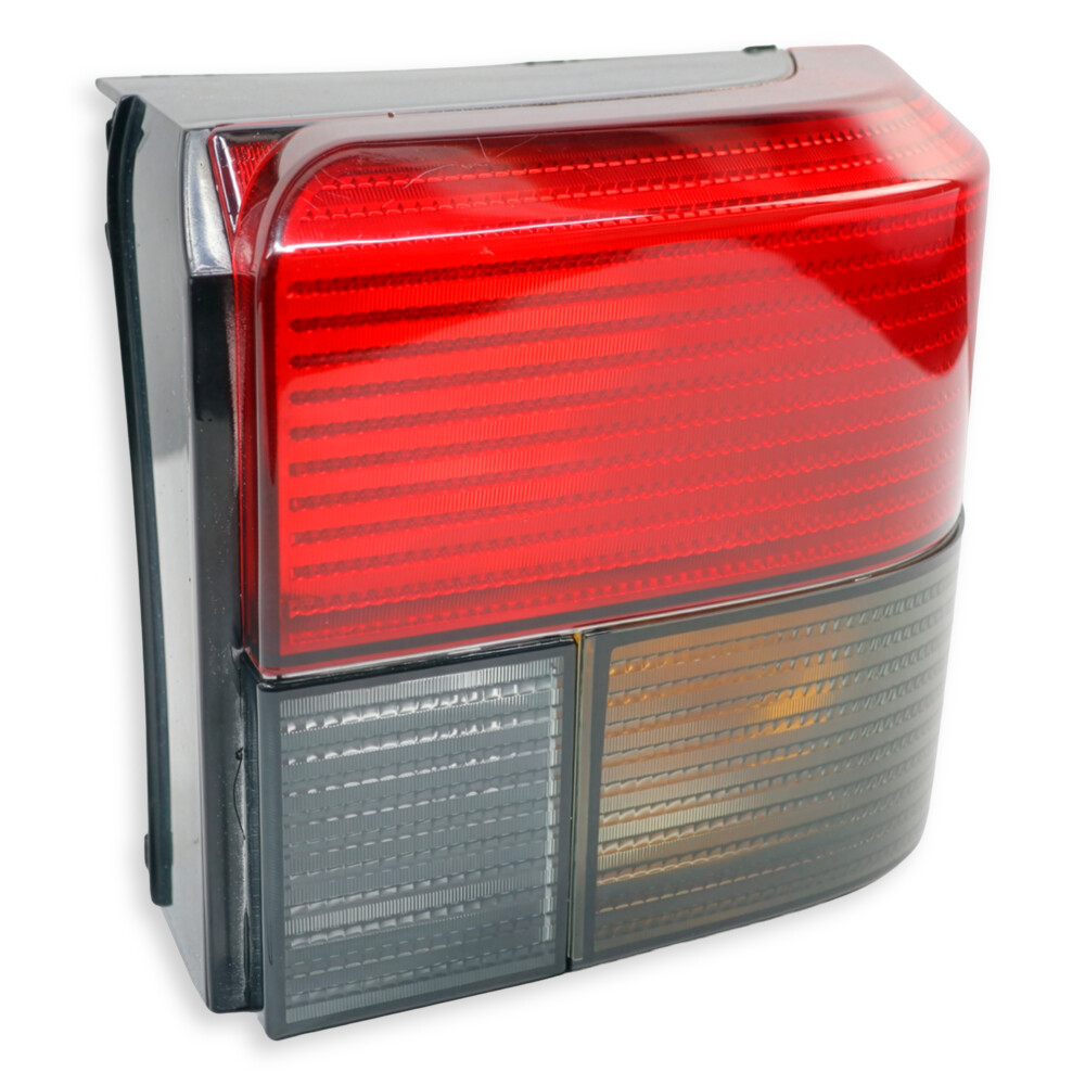 Ліхтар задній VOLKSWAGEN Transporter T4 з протитум. (90-96) \правий\ Ліхтар задній VOLKSWAGEN Transporter T4 з протитум. (90-96) \правий\