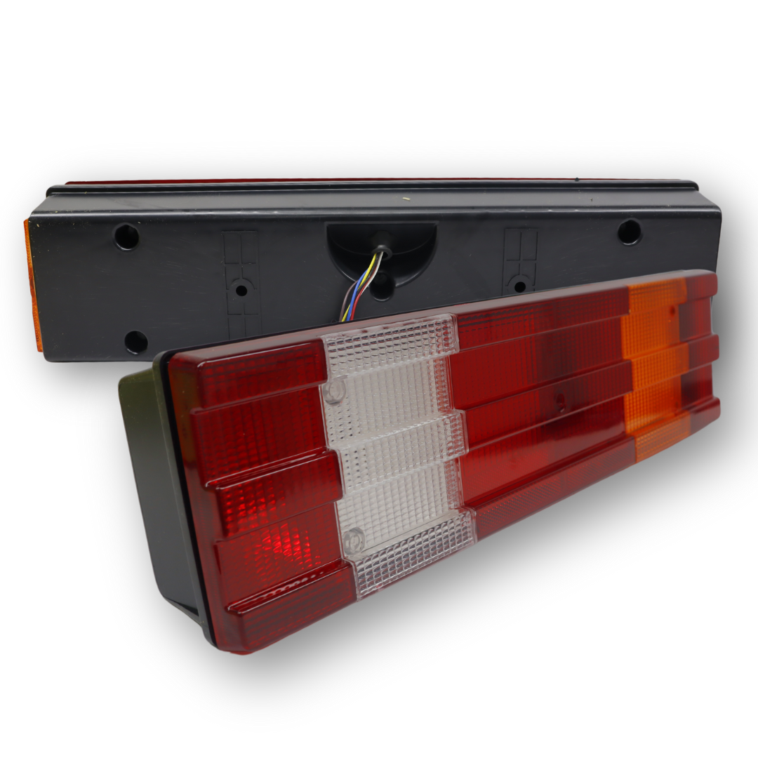 Фонарь задний ACTROS 0254 с проводом правый Фонарь задний ACTROS 0254 с проводом правый