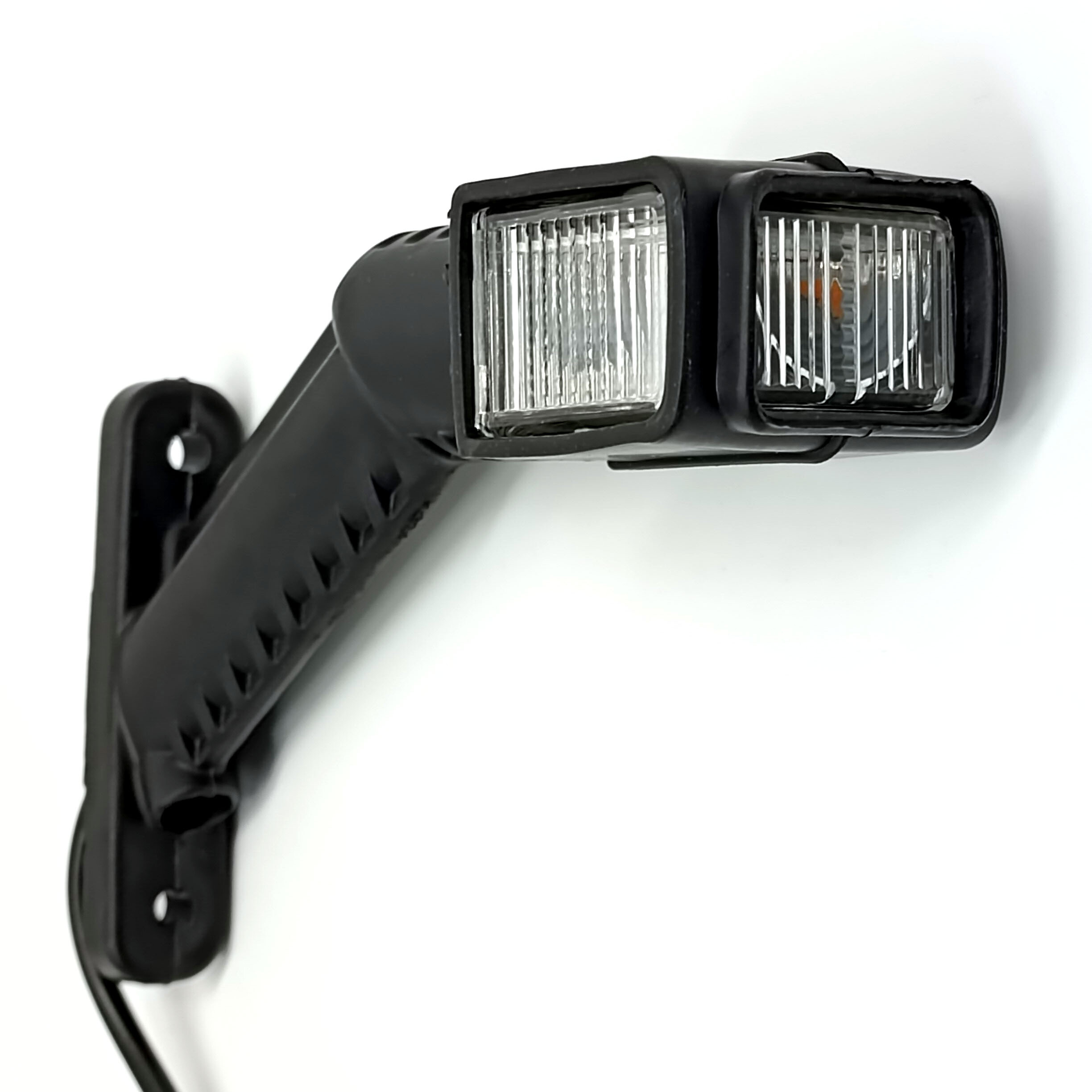 Фонарь габаритный рог трехцветный диодный тюнинговый Фонарь габаритный рог трехцветный диодный тюнинговый