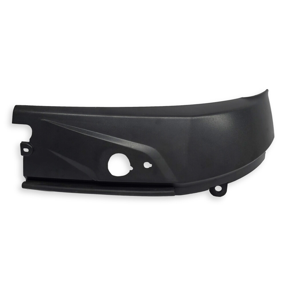 Панель под лобовым стеклом Renault GAMA T \левая\ Панель под лобовым стеклом Renault GAMA T \левая\