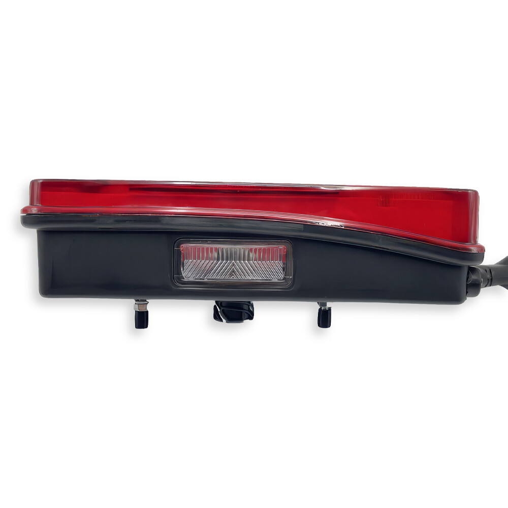 Фонарь задний  ECOPOINT II   с доп. габаритом \правый