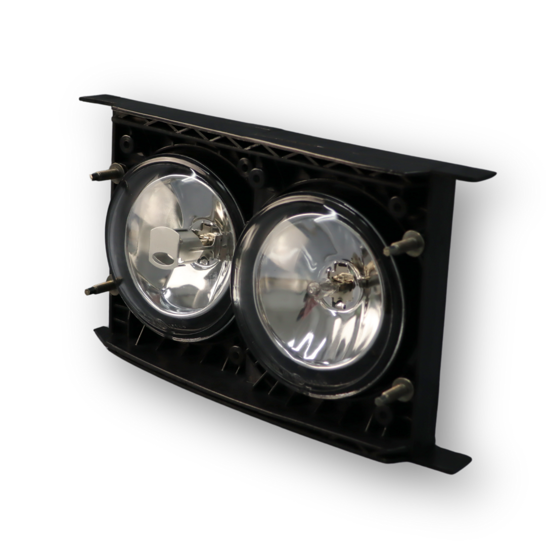 Фара противотуманная DAF CF 65, CF 75, CF 85, LF 45, LF 55 (2006-2013) H3, левая (C.F.BERG) Фара противотуманная DAF CF 65, CF 75, CF 85, LF 45, LF 55 (2006-2013) H3, левая (C.F.BERG)