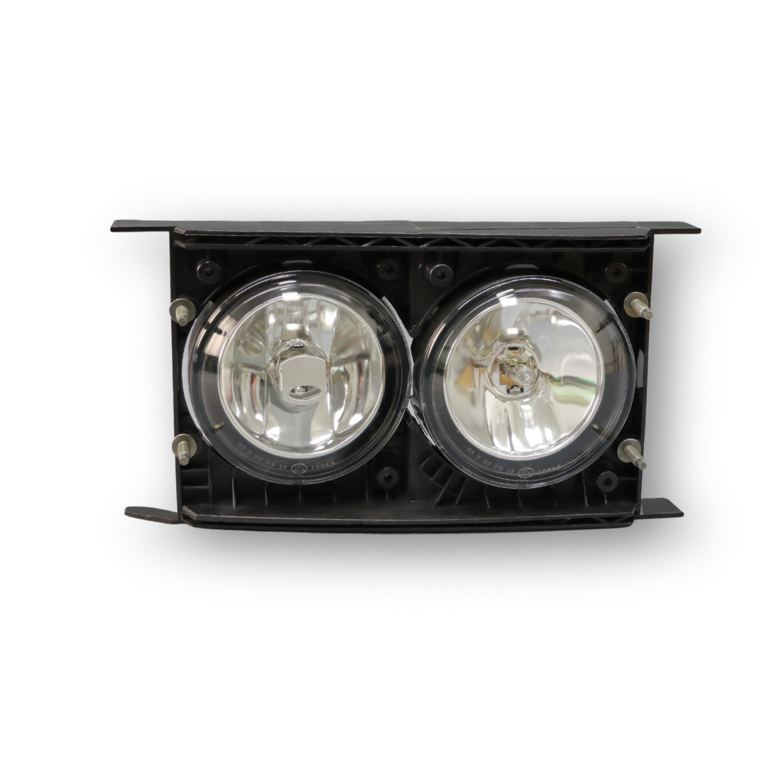 Фара противотуманная DAF CF 65, CF 75, CF 85, LF 45, LF 55 (2006-2013) H3, левая (C.F.BERG) Фара противотуманная DAF CF 65, CF 75, CF 85, LF 45, LF 55 (2006-2013) H3, левая (C.F.BERG)