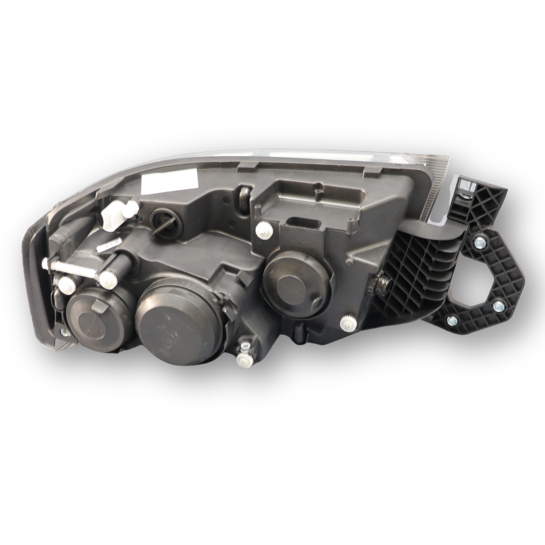 Фара RENAULT PREMIUM 2, ROUTE, LANDER (2005-...) правая (AYFAR) Фара RENAULT PREMIUM 2, ROUTE, LANDER (2005-...) правая (AYFAR)