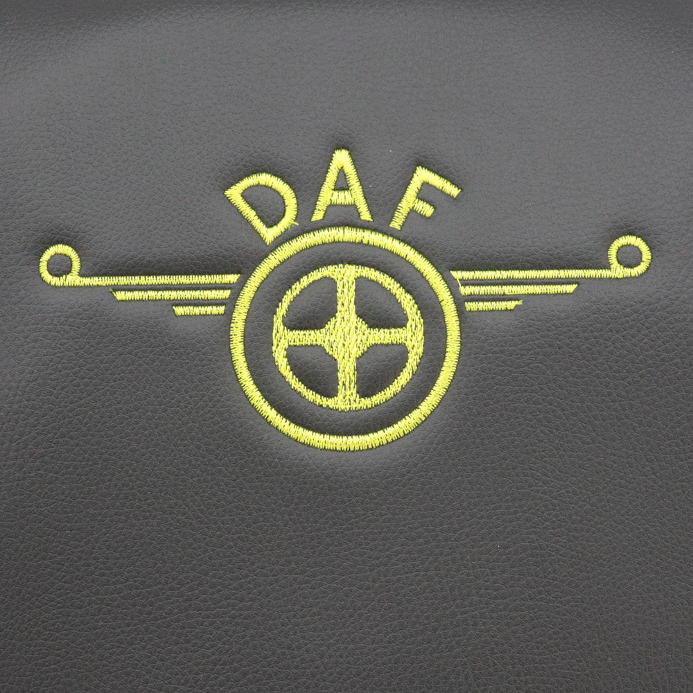 Чохол на сидіння Perfo-ECO DAF XF105 106 XG CF85 LF (2013-2024) перфор.шкіра коричнева - боки чорн.