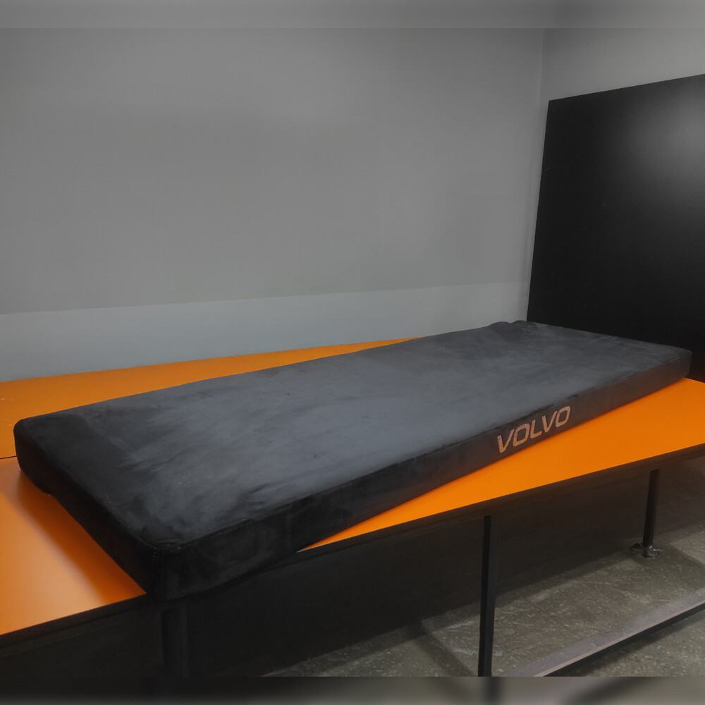 Матрац VOLVO FH /FM, чорний велюр