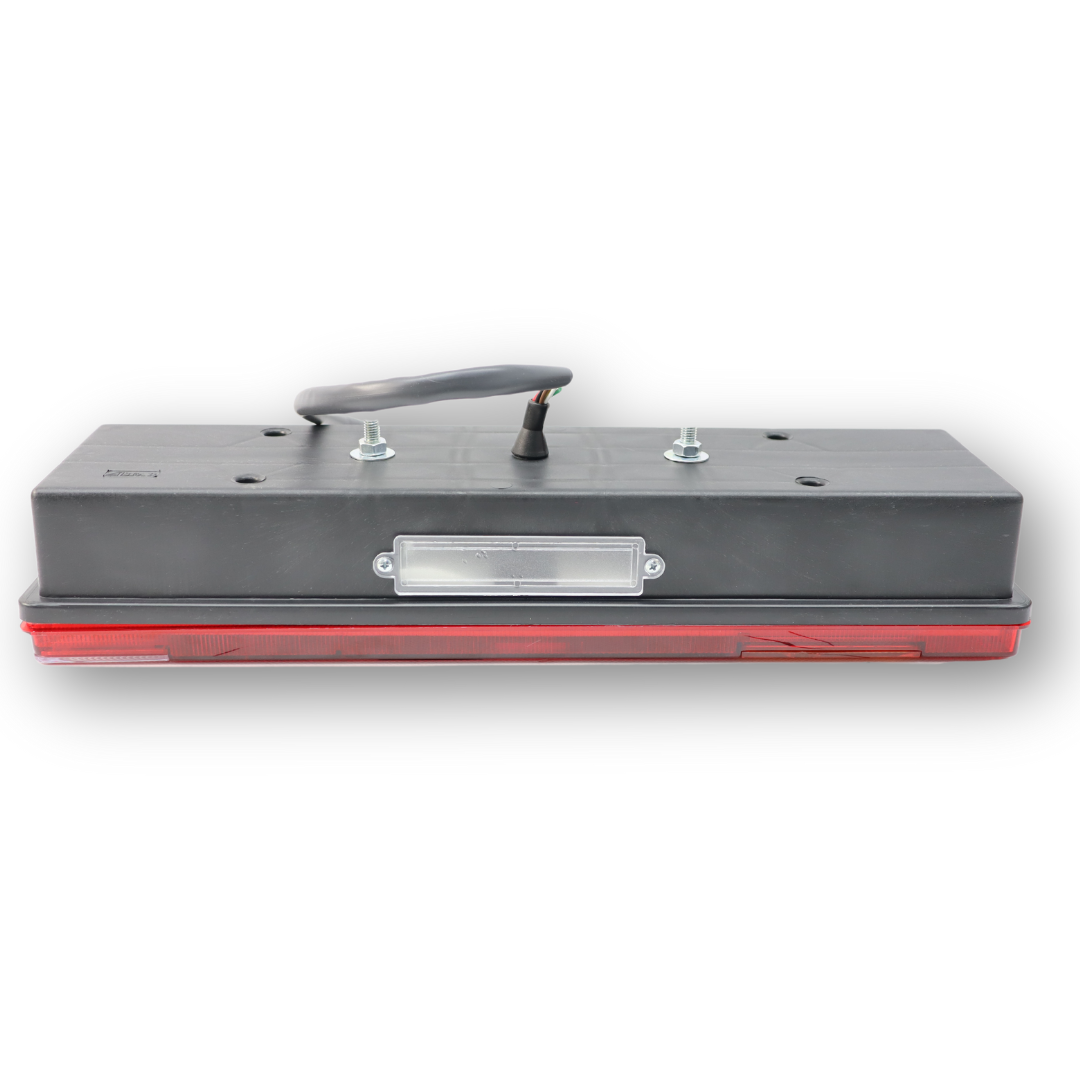 Фонарь задний 0030 Универсальный  CARMOS