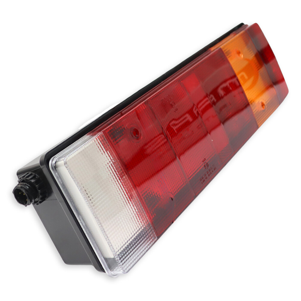 Ліхтар задній DAF XF-CF-LF \правий\ з роз'ємом "AMP"