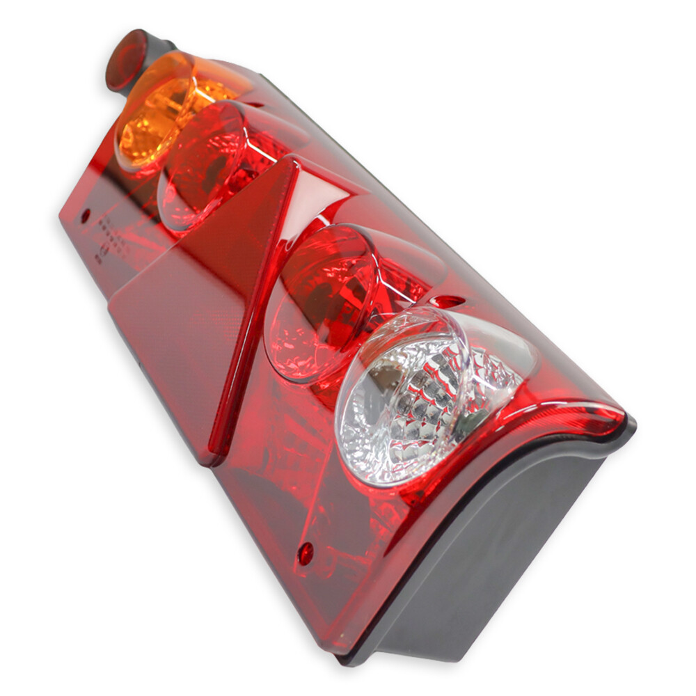 Ліхтар задній EUROSTAR IЛівий з габаритним фоном. Ліхтар задній EUROSTAR IЛівий з габаритним фоном.