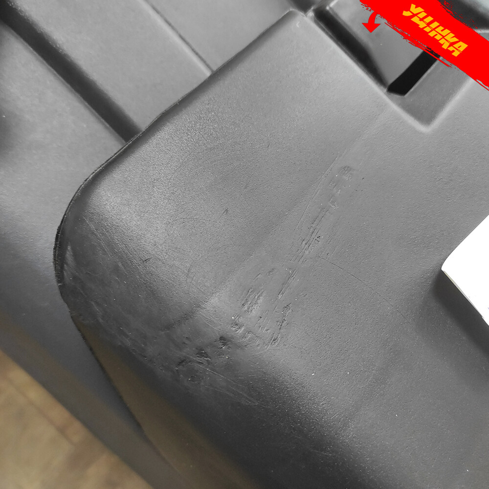 Кришка заднього крила RENAULT Premium / Magnum E-TECH (-2004)\ знижка