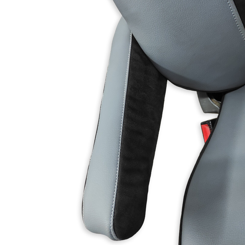 Чехол на подлокотник MAN TGX серая кожа+черная алькантара (2 шт.)