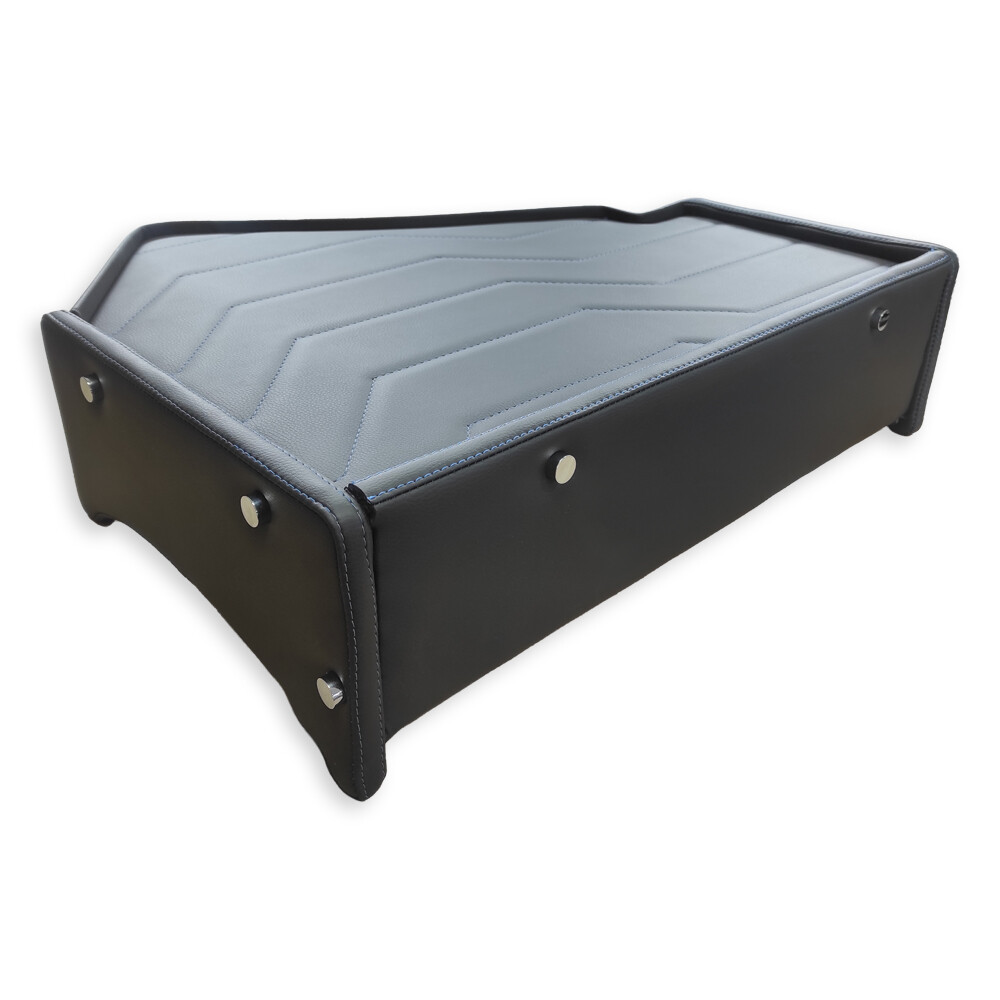 Полиця кабіни SCANIA R c 2009 р. чорна (ціна без вишивки)