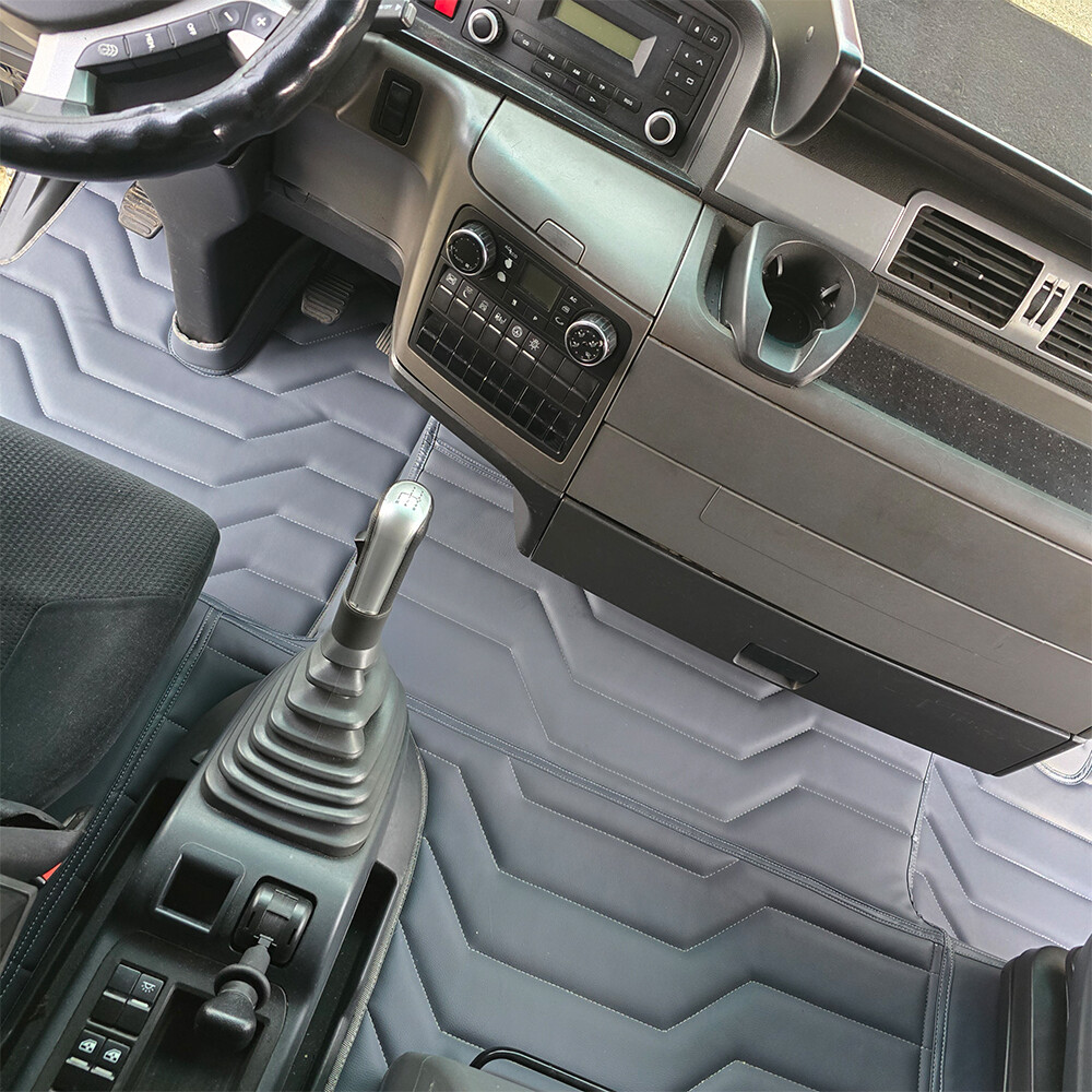 Килимок 3D Екошкіра MAN TGX 2008-2017; 1 ящ., МКПП. сірий, (Подвійний поролон)