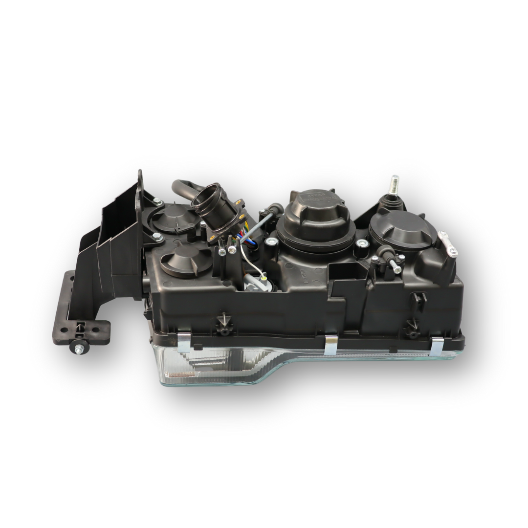 Фара VOLVO FH, FH12, FH16, FM (2002-2008) ручная регулировка, круглый разъем, правая (AYFAR)