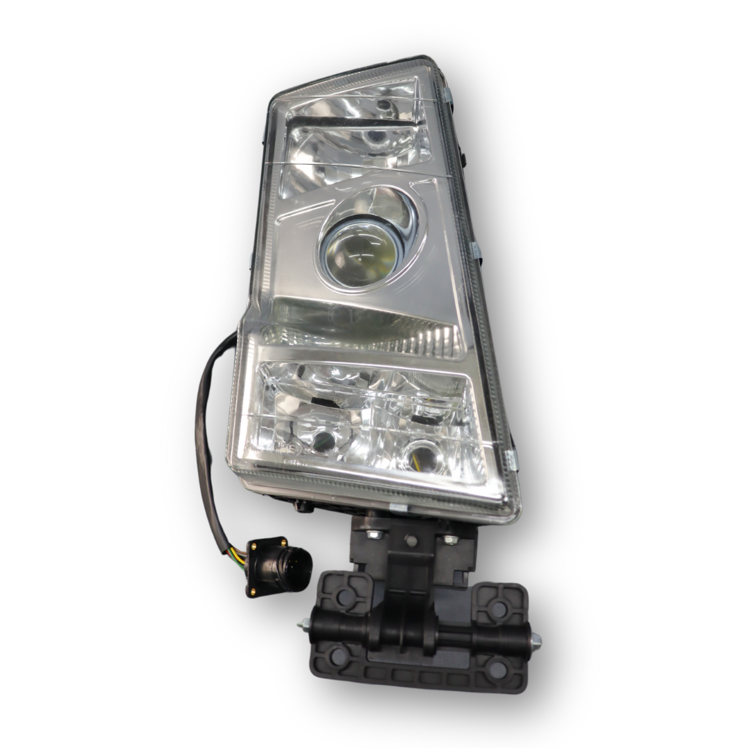 Фара VOLVO FH, FH12, FH16, FM (2002-2008) ручная регулировка, круглый разъем, правая (AYFAR)