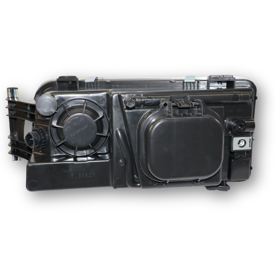 Фара MAN TGA, TGL,TGM, TGS (2000-...) права (C.F.Berg)