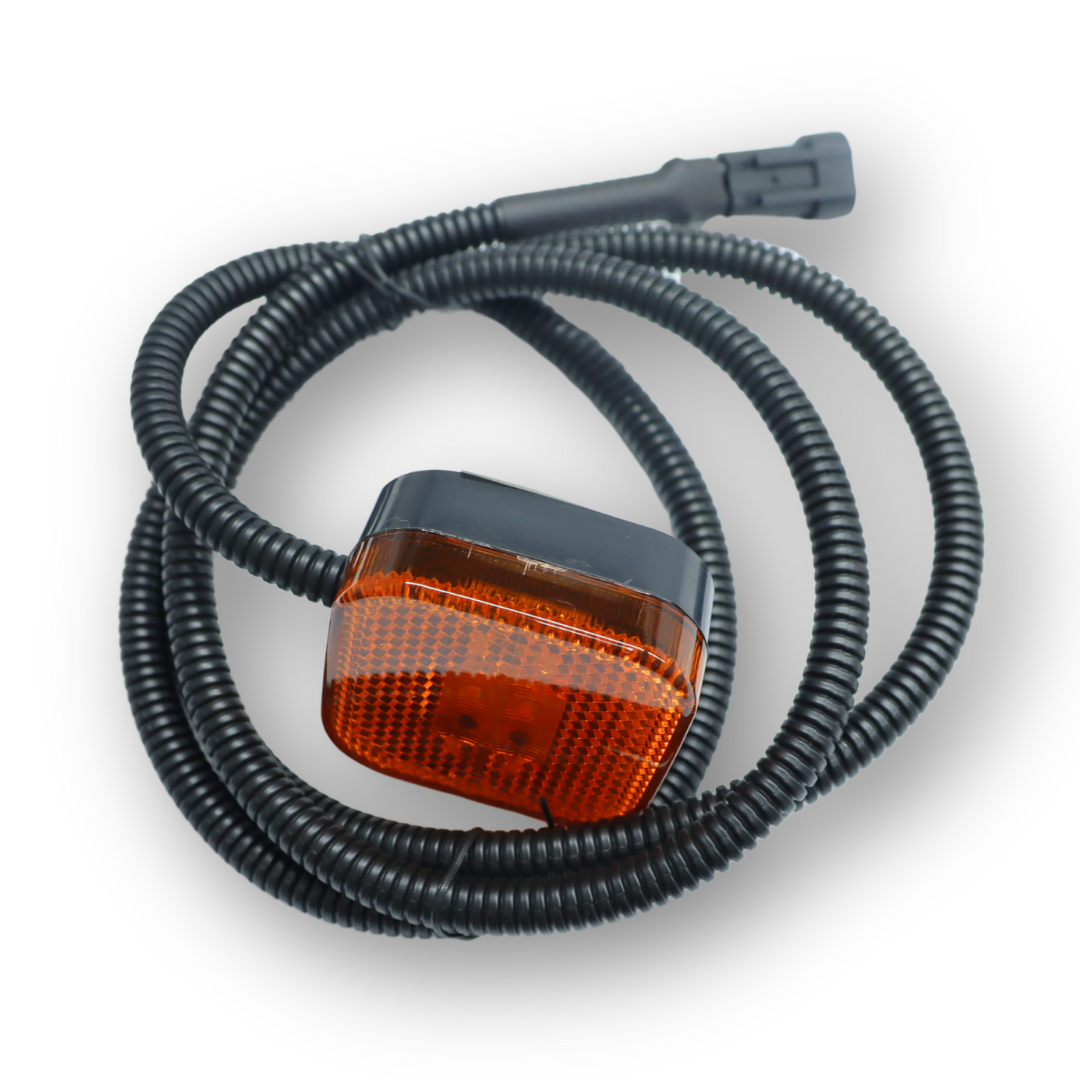 Фонарь габаритный диодный с кабелем 1,51м и фишкой MAN TGX (2009-->) Фонарь габаритный диодный с кабелем 1,51м и фишкой MAN TGX (2009-->)