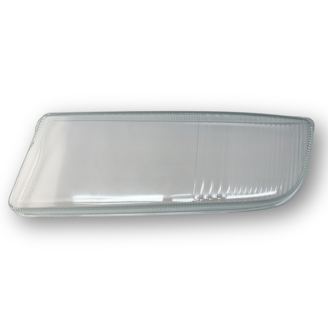 Стекло противотуманной фары MAN TGX, TGS (2006- ...) с уплотнителем, левое (TANGDE) Стекло противотуманной фары MAN TGX, TGS (2006- ...) с уплотнителем, левое (TANGDE)