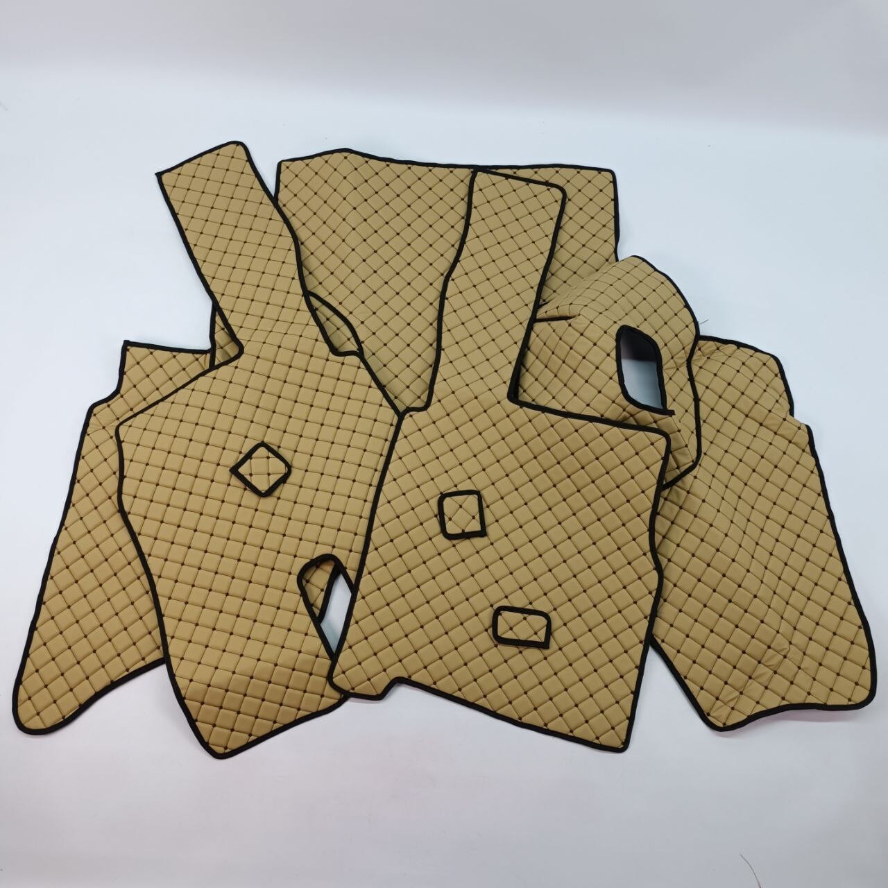 Килимок Екошкіра VOLVO FM 2001-2020; МКПП, бежевий, Килимок Екошкіра VOLVO FM 2001-2020; МКПП, бежевий,