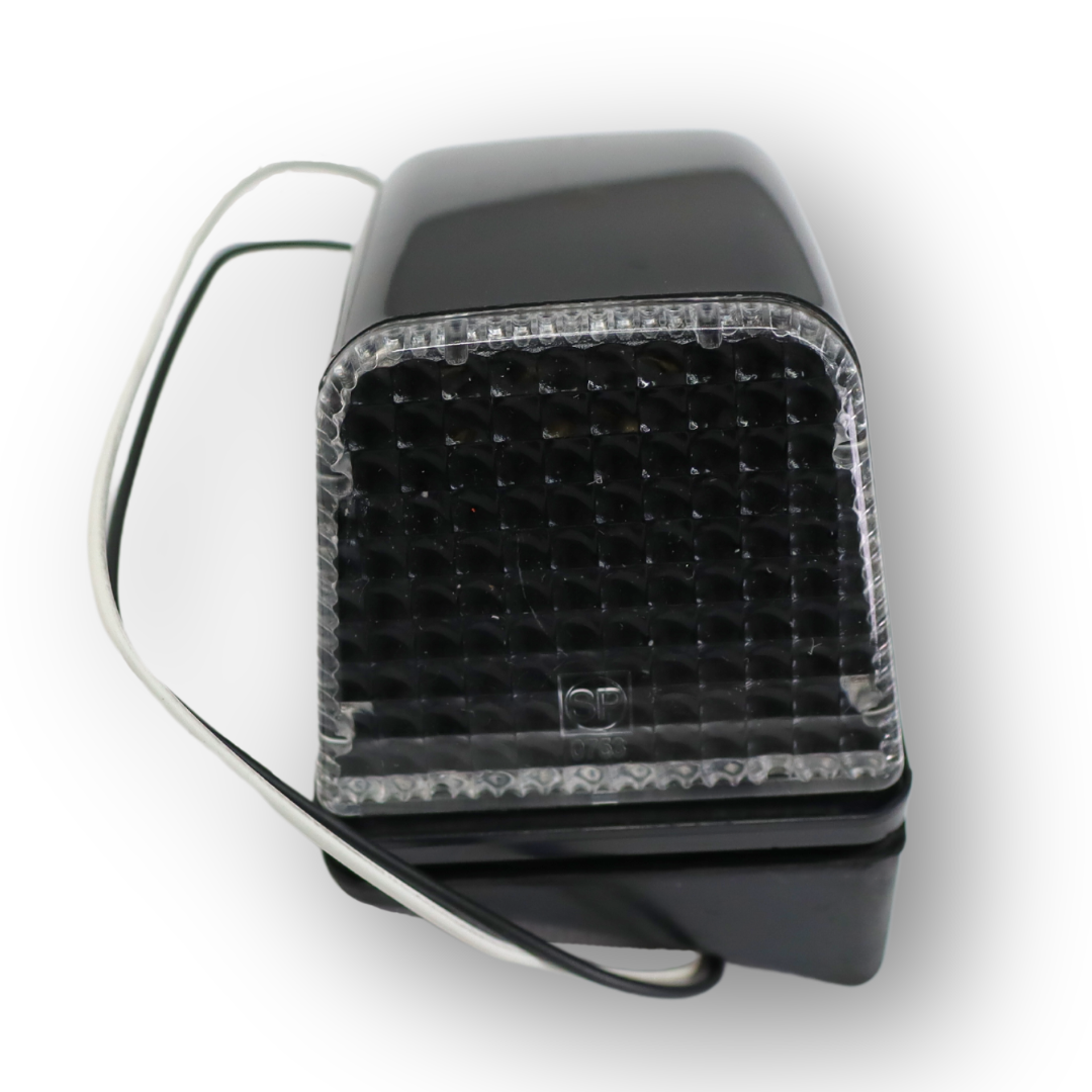 Фонарь габаритный на крышу VOLVO белый \левый\ Фонарь габаритный на крышу VOLVO белый \левый\