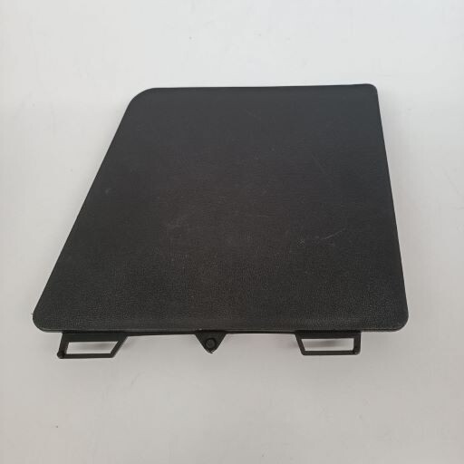 Заглушка ступени RENAULT T c 2013 г. \левая\ Заглушка ступени RENAULT T c 2013 г. \левая\