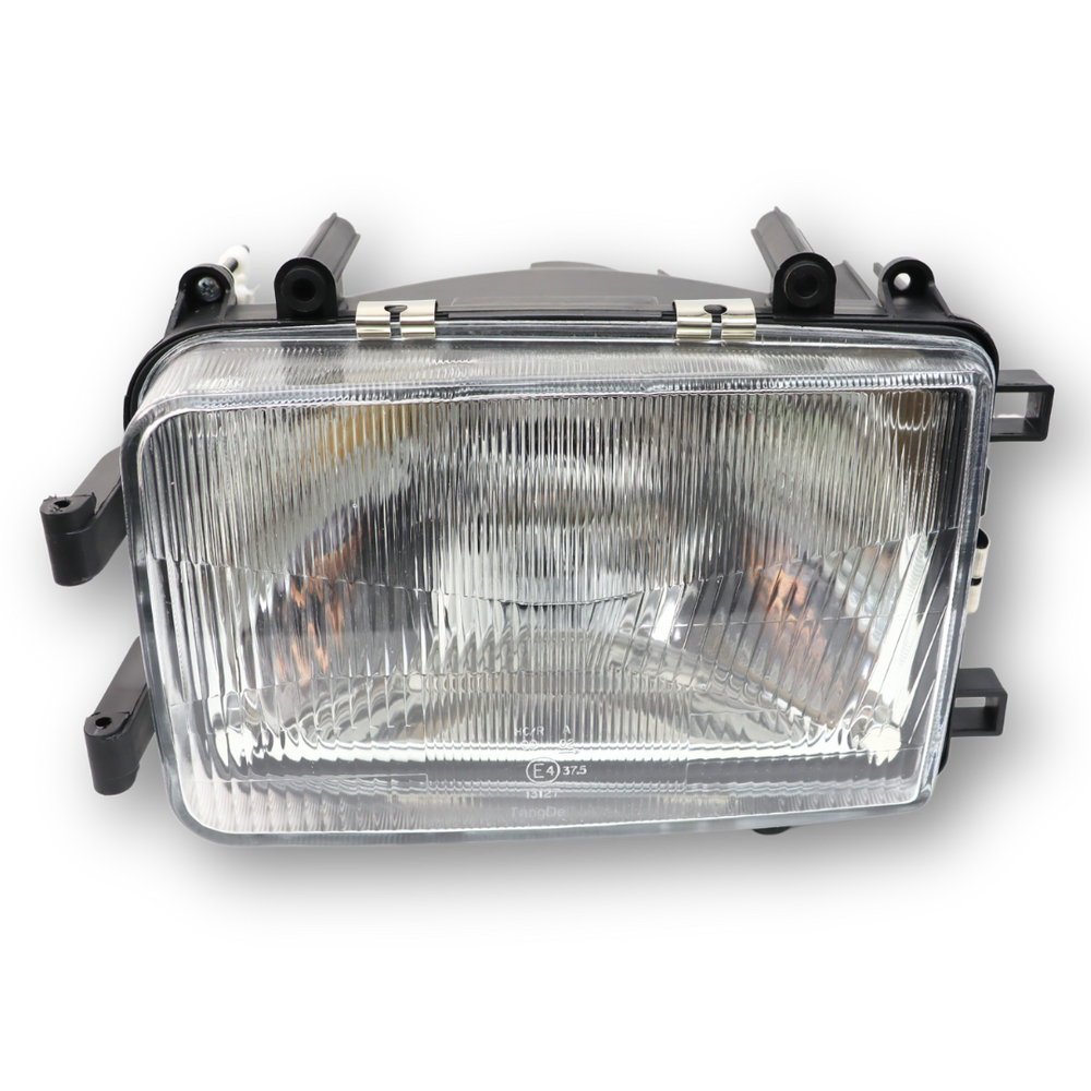 Фара DAF F 95 (1987-1995) левая (TANGDE) Фара DAF F 95 (1987-1995) левая (TANGDE)