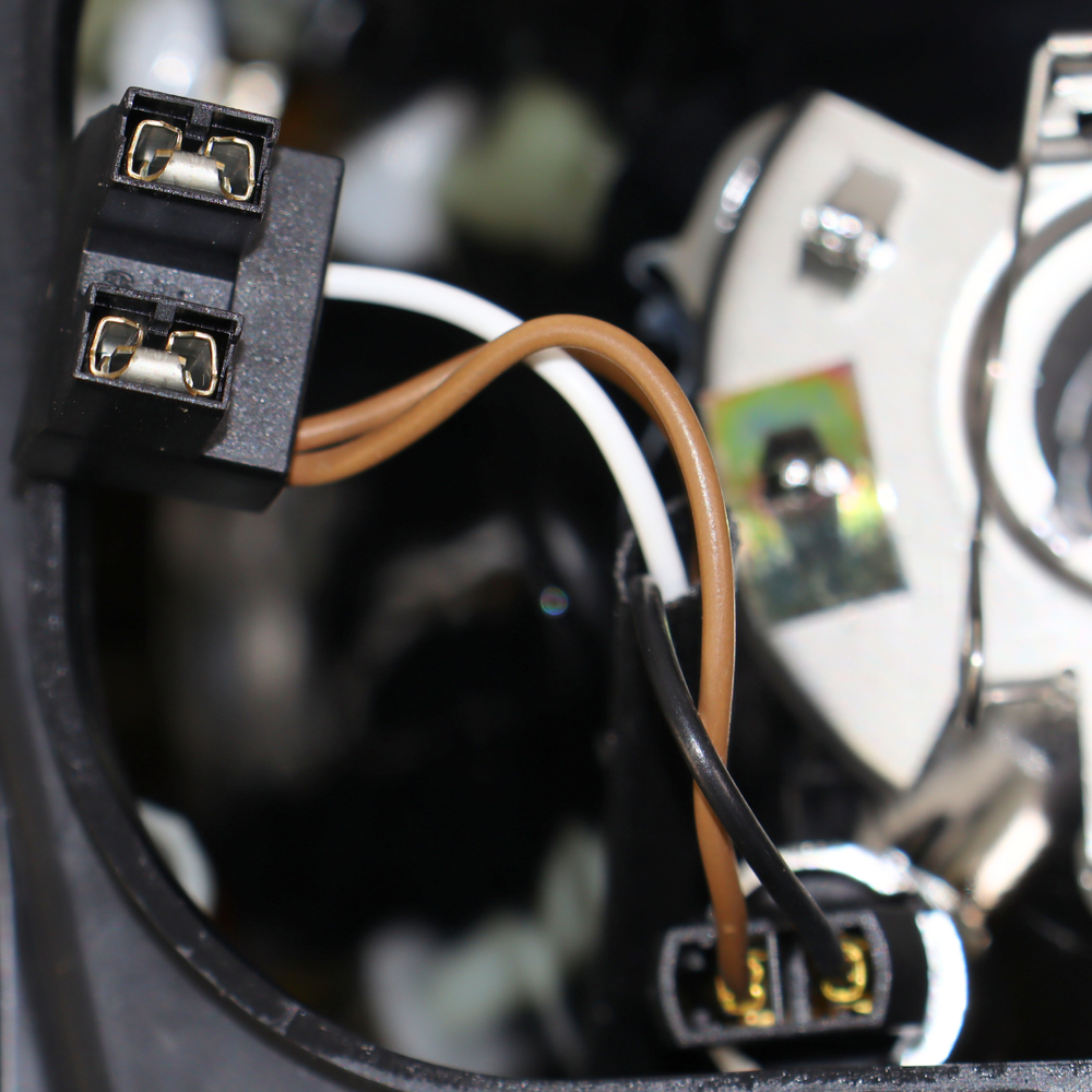 Фара MAN TGA, TGL,TGM, TGS (2000-...) з ущільнювачем, права(TBM)