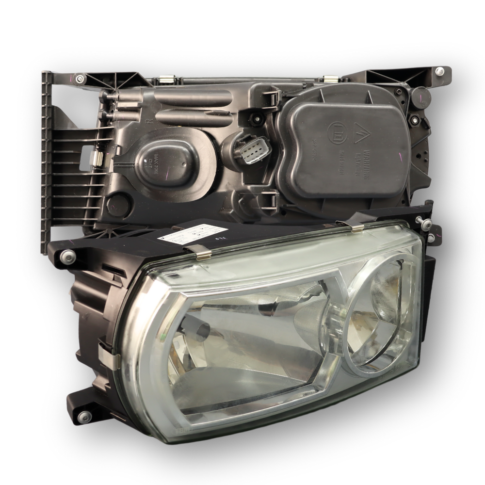 Фара SCANIA R, S, P, G (2016...) электрорегулировка, правая (TBM) Фара SCANIA R, S, P, G (2016...) электрорегулировка, правая (TBM)