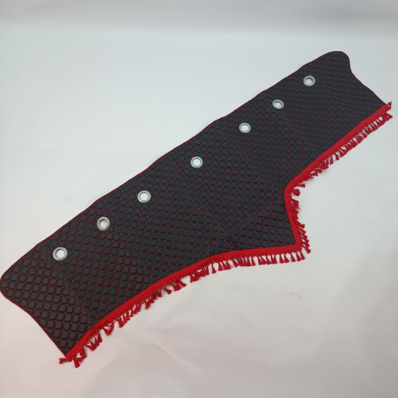 Накидка на торпеду SCANIA R420 черная Накидка на торпеду SCANIA R420 черная