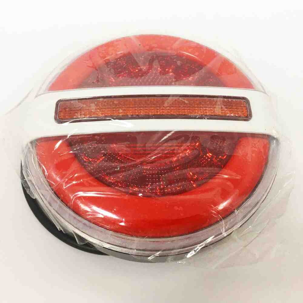 Фонарь задний неоновый круглый диодный 24 V(140*51) Фонарь задний неоновый круглый диодный 24 V(140*51)