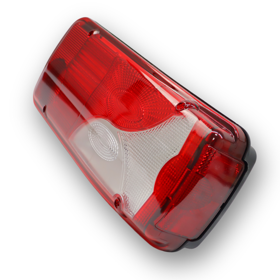 Фонарь задний SCANIA P-G-R-T (2004→) с кабелем \прав.\ \ISS\ Фонарь задний SCANIA P-G-R-T (2004→) с кабелем \прав.\ \ISS\