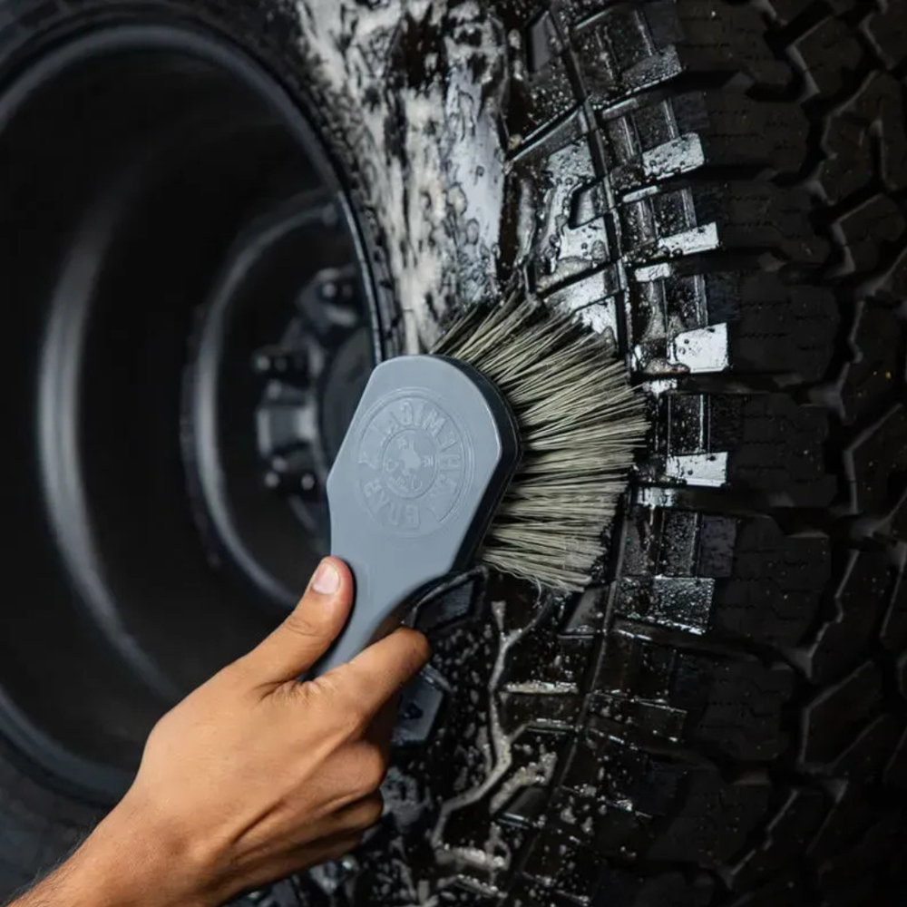 Щітка для коліс і кузова Chemical Guys Wheel Works Medium Duty Щітка для коліс і кузова Chemical Guys Wheel Works Medium Duty