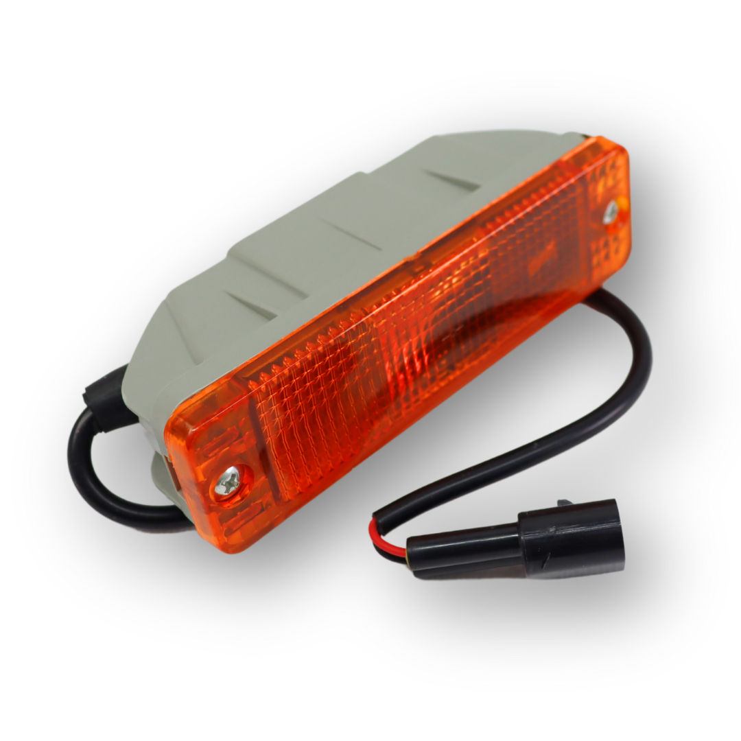 Фонарь габаритный DAF 95XF,MAN ME,F2000 /L=P/ Овальный разъем Фонарь габаритный DAF 95XF,MAN ME,F2000 /L=P/ Овальный разъем