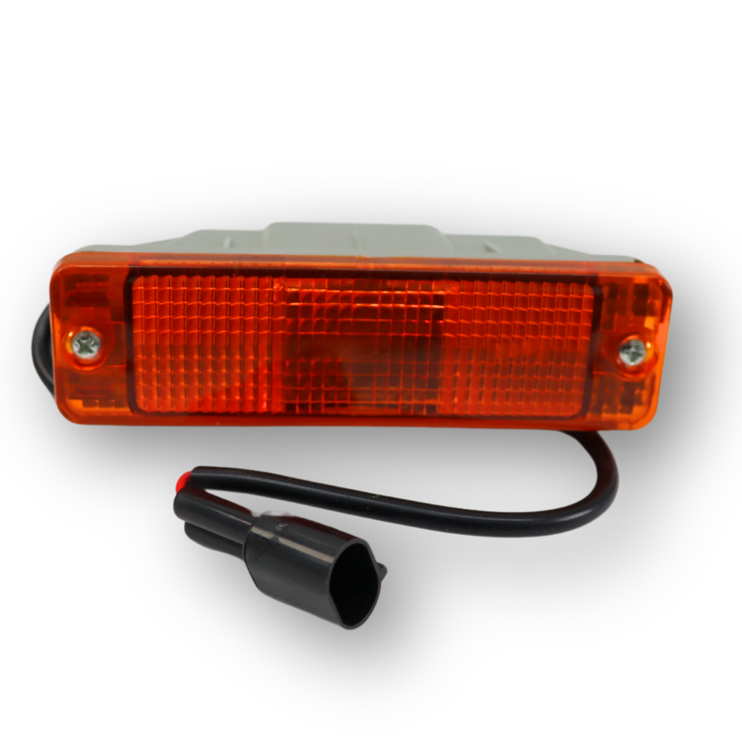 Фонарь габаритный DAF 95XF,MAN ME,F2000 /L=P/ Овальный разъем Фонарь габаритный DAF 95XF,MAN ME,F2000 /L=P/ Овальный разъем