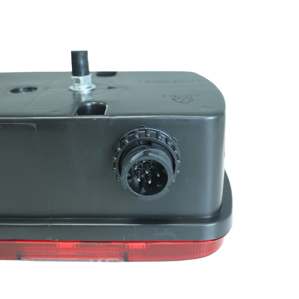 Ліхтар задній MAN TGA, TGL, TGM, TGS, TGX; правий; роз'єм AMP 7-pin Bayonet знизу; з виносним боковим габаритом (TANGDE) Ліхтар задній MAN TGA, TGL, TGM, TGS, TGX; правий; роз'єм AMP 7-pin Bayonet знизу; з виносним боковим габаритом (TANGDE)