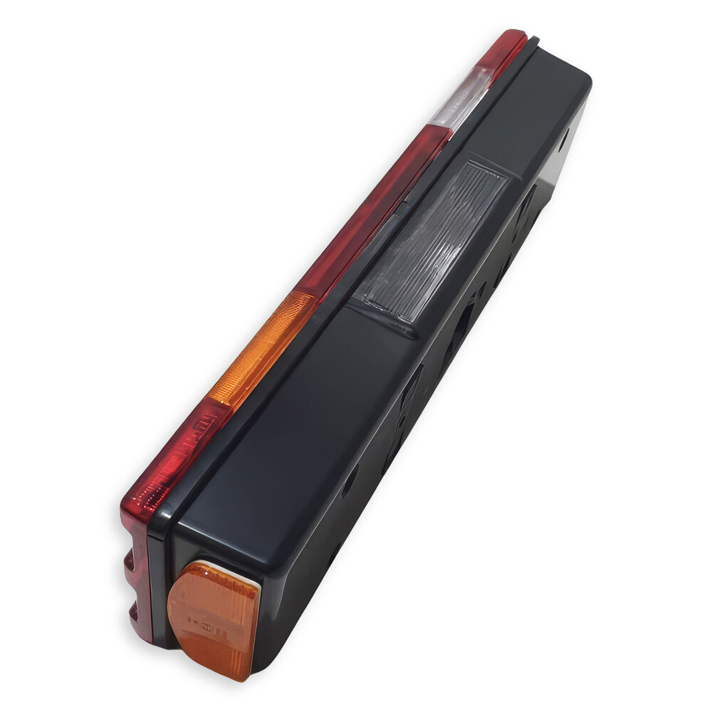 Ліхтар задній Mercedes Actros MP1, MP2, MP3, Axor II; лівий; AMP 1.5 7-pin Bayonet; з підсвічуванням номера (MARS) Ліхтар задній Mercedes Actros MP1, MP2, MP3, Axor II; лівий; AMP 1.5 7-pin Bayonet; з підсвічуванням номера (MARS)