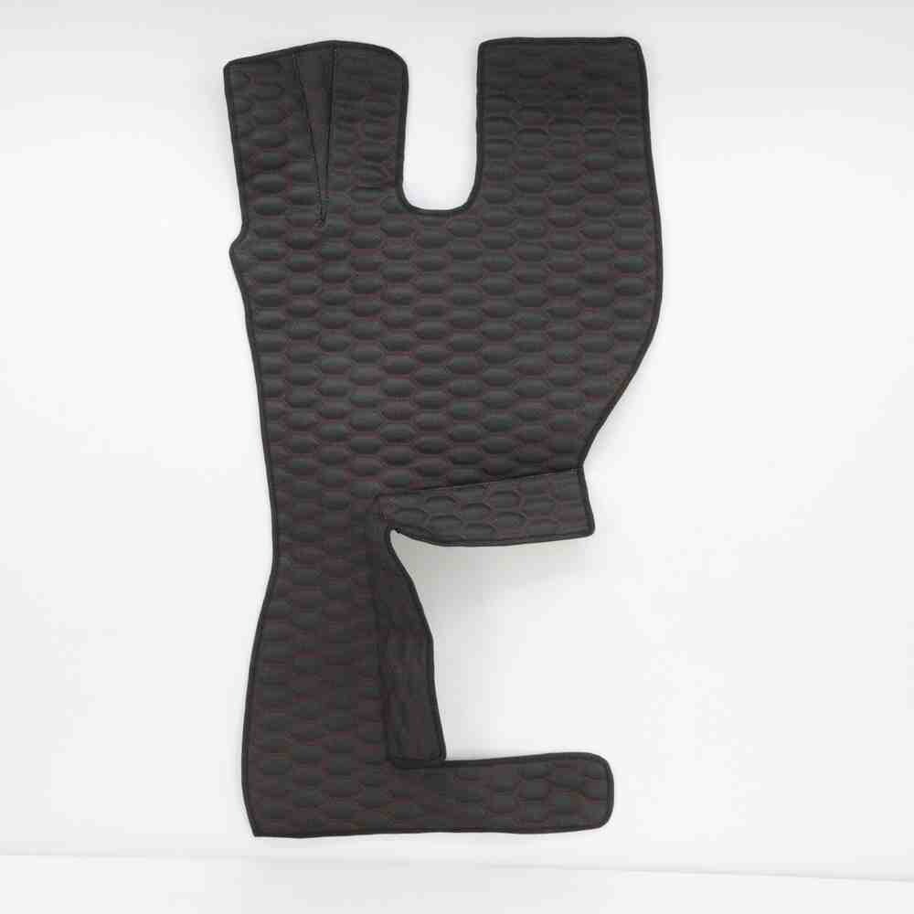 Килимок Екошкіра VOLVO FH EURO 6 з 2014; АКПП, чорний з перфорацією, АСП