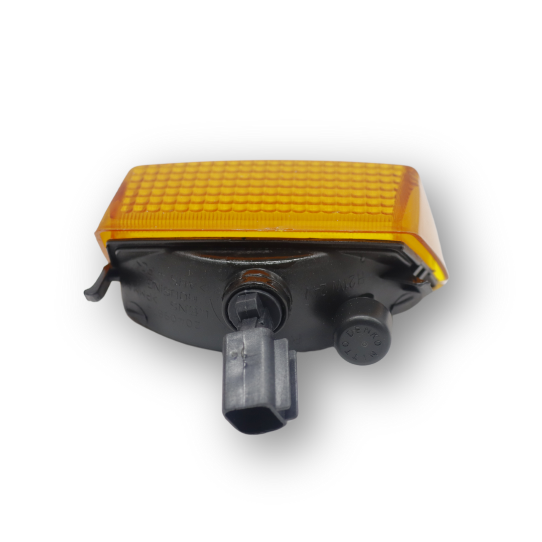 Указатель поворота без корпуса VOLVO FH 02-08г- \правый\ Указатель поворота без корпуса VOLVO FH 02-08г- \правый\